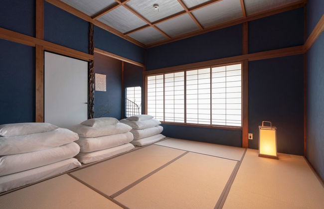 Hinaya Higashiyama - Photo 7