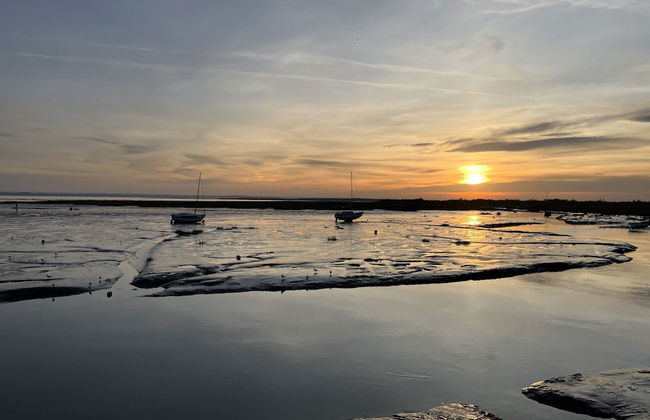 Entire 1bed Studio With Ensuite, Balcony & Parking - Foto 14