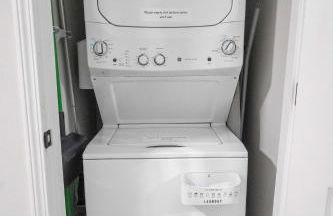 10 Min to Downtown - Smart Tvs - Fast Wi-Fi - Foto 27