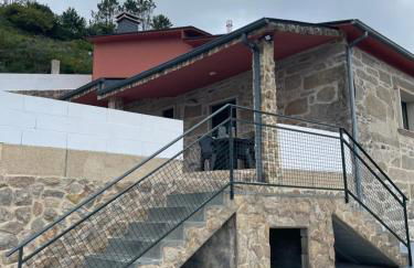 LA CASA DE DORA EN LA ESCUSA - Foto 1