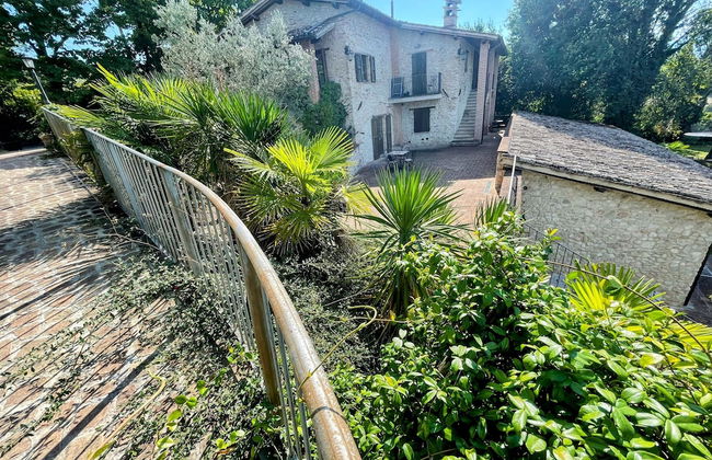 Spoleto Poolside - apt Sleeps 4 on Beautiful Campus - 1 km max Spoleto Central - Photo 37