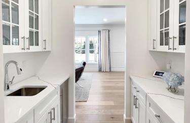 New Construction Modern Luxury Retreat w 6 Beds - Foto 59