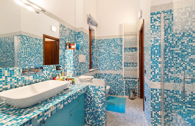 Valley View Villa in San Mango D'aquino with Hot Tub - Foto 20