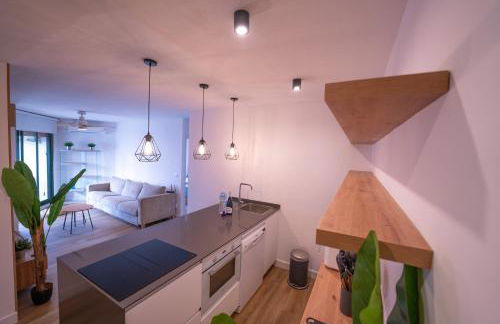 Apartasuites Royal Zahara, Máximo confort con vistas al mar - Photo 40