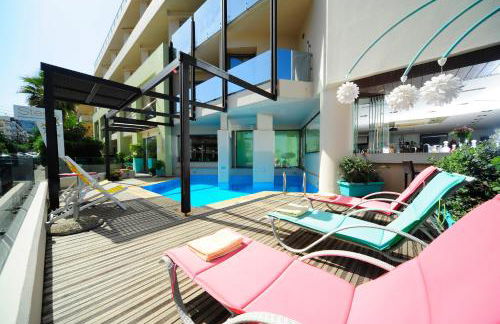 Steris Elegant Beach Hotel - Photo 34