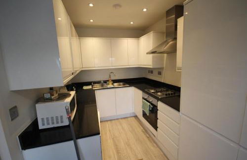 Holden Court Apartment 5 - Foto 12