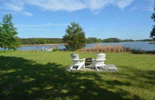 The Cottage at Heron Cove - Photo 1