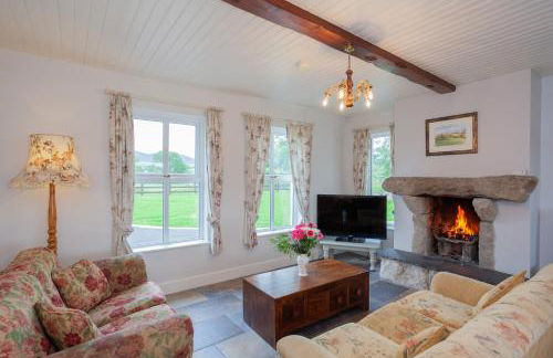 Beautiful mountain views & private hot tub - Foto 6