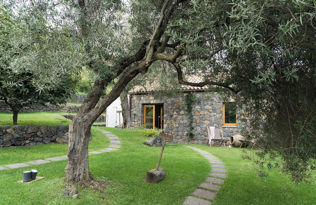 Monaci delle Terre Nere - Foto 40