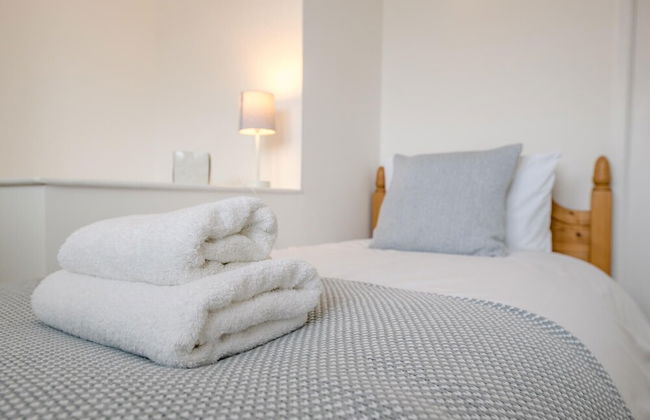 Greenbanks, Orford - Photo 4