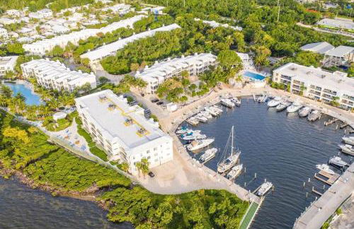 LIC Mgr - LUXURIOUS 2 BED 3 BATH PENTHOUSE SUITE - PANORAMIC OCEAN VIEWS! INDOOR PICKLEBALL - SPEAKEASY! - Foto 54