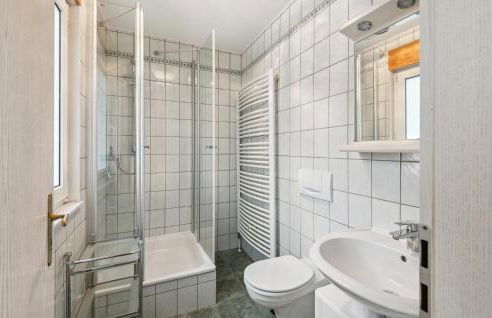 Nice Home In Schenkendöbern With Wifi - Photo 19