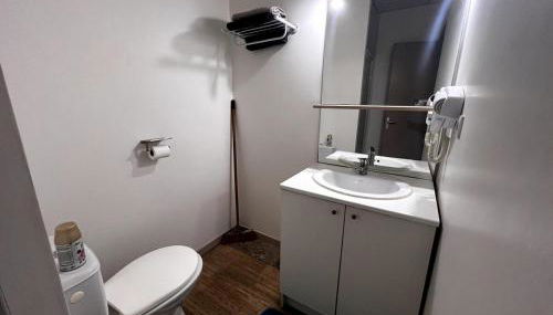 Beau Studio dans une rue au calme en Centre Ville de Niort proche de la Gare - Foto 5