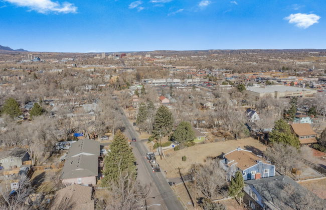 Mid-GoodnightVenture - Foto 45