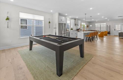 Lux House & Carriage house Furnished for Comfort - Foto 1