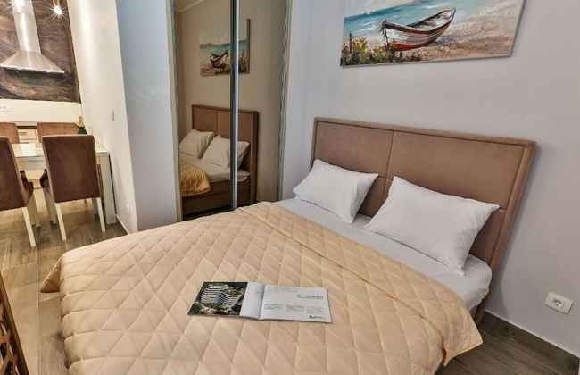 ROYAL GARDENS Apartments - Photo 40