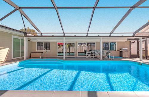 Tropical Haven Retreat 4 Beds 3 Baths Ultimate Family Vacation - Foto 23