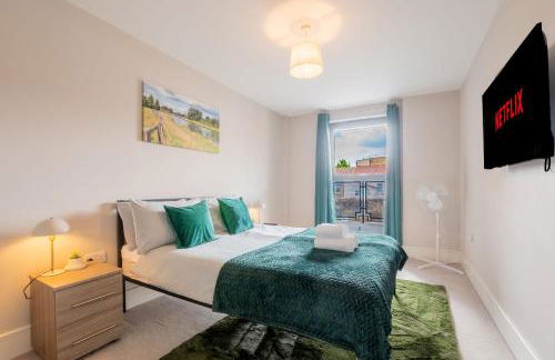 FREE fast Wi-Fi, Netflix & Large Lounge & Balcony! - Foto 3