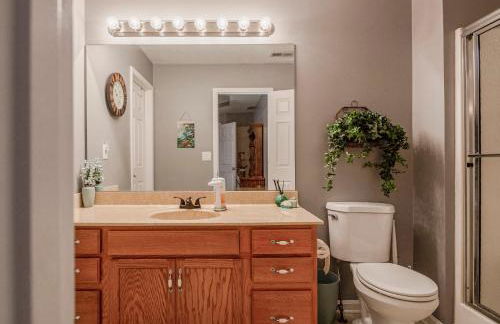 Hot Tub Hideaway 3 BR - Foto 15