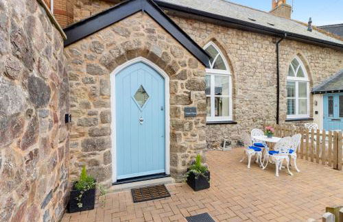 1 Chapel Mews - Photo 1