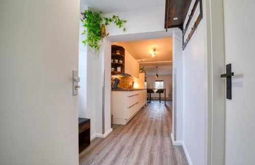 Zuarin Schlossblick - Ganzes Apartment direkt am Schlossgarten von Schwerin mit Dschungel-Feeling - Parkplatz auf Anfrage vorhanden - Foto 22