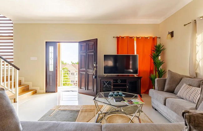 Modern 2br House W/pool and Sea View in Ocho Rios - Photo 11