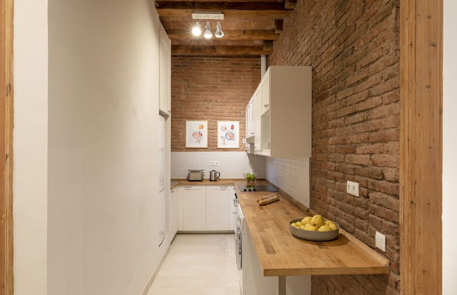 Aspasios Gracia Apartments - Photo 31