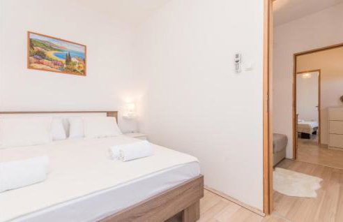 4 Bedroom Stunning Home In Polaca - Foto 28