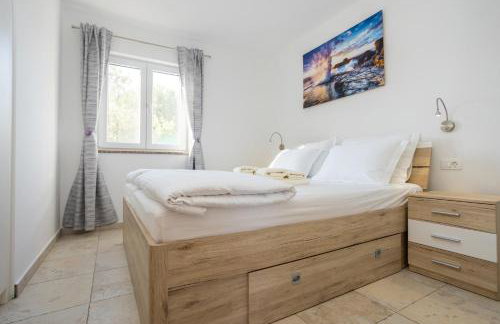 Holiday house TOIĆI - Photo 33