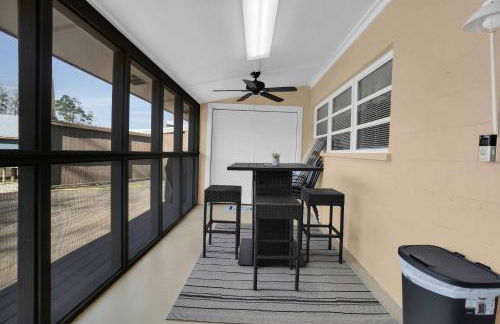 Lakefront Cabin with Private Dock - Foto 22