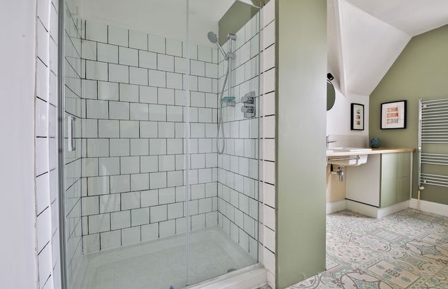 4 Bed House with Pool Table & Parking - Foto 67