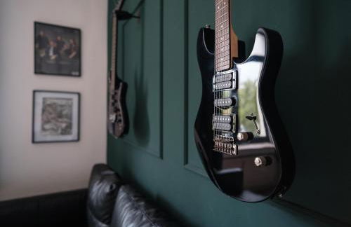 Rock City Apartments Room 555 - Photo 6