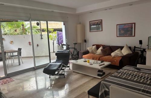 Spacious open plan ground floor apartment - Foto 8