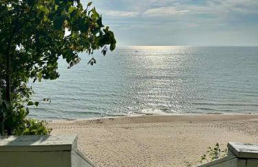 Private Beachfront Lake Michigan Getaway - Foto 18