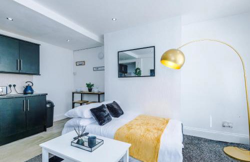 Luxury 1 bedrooom house, sleeps 4, free parking - Foto 27