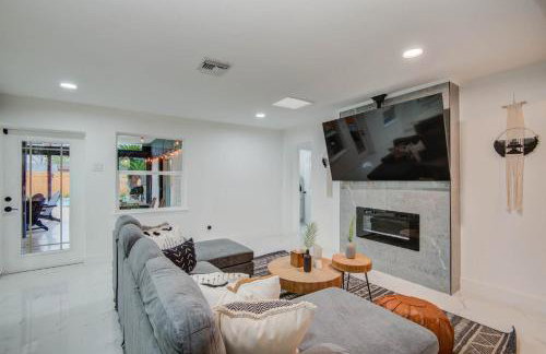 Spring Branch Getaway Feat 5BD Pool Hot tub - Foto 6