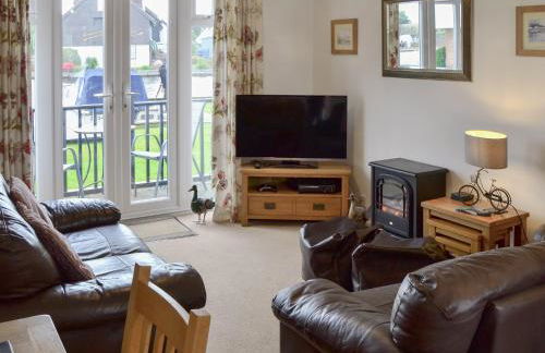 Nightingale - Photo 3