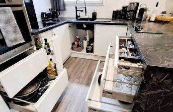 Black&White Home-by So'SerenityHome-Balcon-Parking - Foto 12