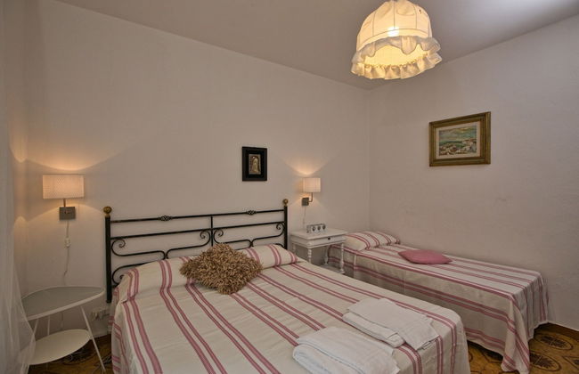 Villa in Sassetta With Private Botanical Garden - Photo 7