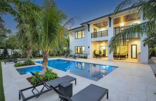 Villa in Coral Gables with Pool Jacuzzi Game Room - Foto 52