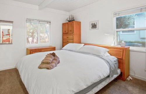 2BR Close To Stanford, Medical Center and Hospital - Photo 1