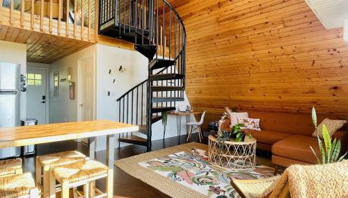 Scenic 2BR A-Frame w Hot Tub & Views - Foto 4