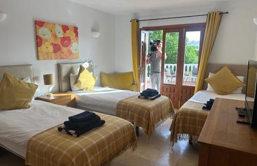 Casa Hermosa Mijas- 7 bedroom villa-sleeps 14 - Photo 7