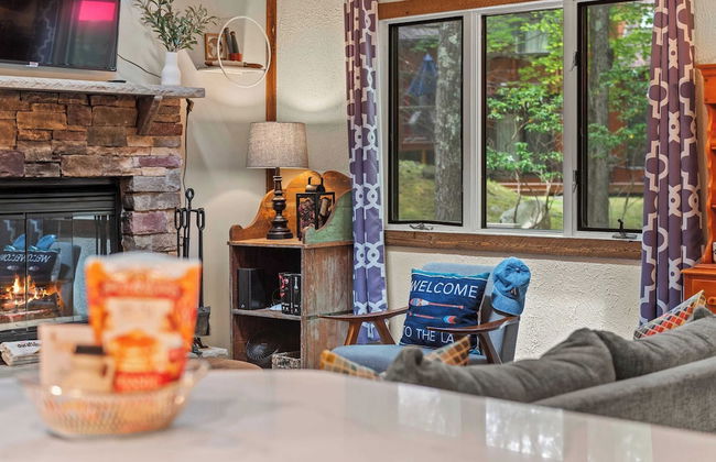 Boulder Pointe by Avantstay Deck & Forest Views, Boulder Lake Club Passes - Foto 11