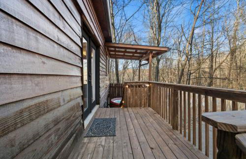 Beary Cozy- No Pet Fee, Hot Tub, Fireplace, WiFi - Foto 25