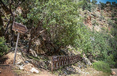 Palaiokastro Hillside Home 900m from the Beach - Foto 27