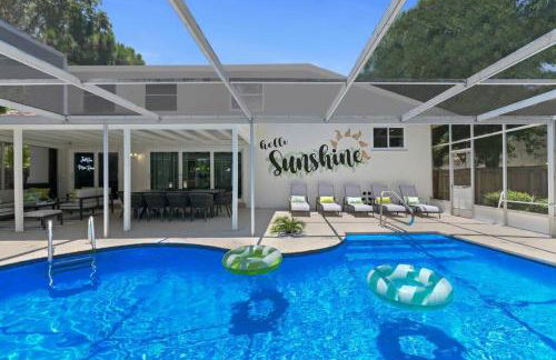 Luxury pool home near the beach! - Foto 43