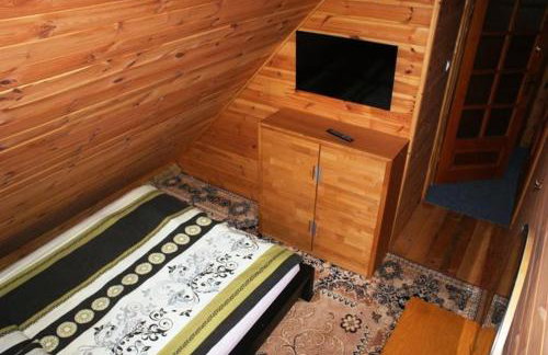 Najtańsze domki na Mazurach Krutyń Giżycko Mikołajki Mrągowo Ostróda rezerwacje wyłącznie telefonicznie 512-29O-43O prosimy nie sugerować się dostępnością domków na tej stronie zapraszamy www domkiwkrutyni com - Foto 14