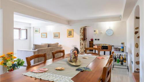 Cozy Apartment In Loc Fontanelle - Foto 4