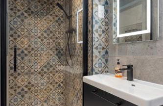 Flatzy - 16 Guests 4 En-suite Central Apartment B - Foto 17